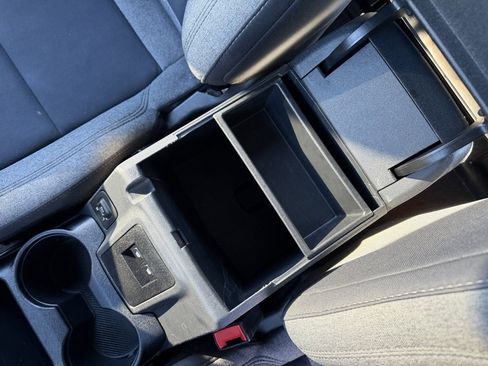 Used 2022 Ford Bronco Base image 26