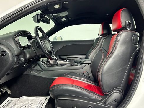 Used 2021 Dodge Challenger R/T Scat Pack RWD image 27
