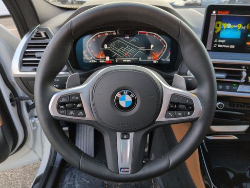 Used 2025 BMW X4 xDrive30i w/ Premium Package image 18