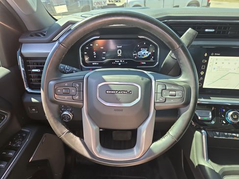 Used 2025 GMC Sierra 2500 Denali w/ Denali Reserve Package AWD/4WD image 19