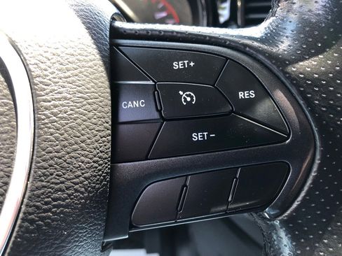 Used 2021 Dodge Durango AWD image 31