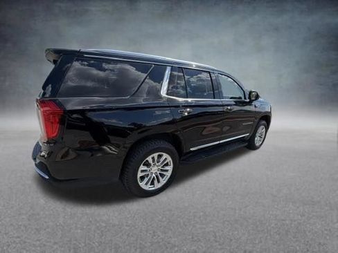 Used 2024 GMC Yukon SLT AWD/4WD image 13