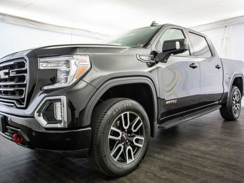 Used 2022 GMC Sierra 1500 AT4 w/ AT4 Premium Package image 29