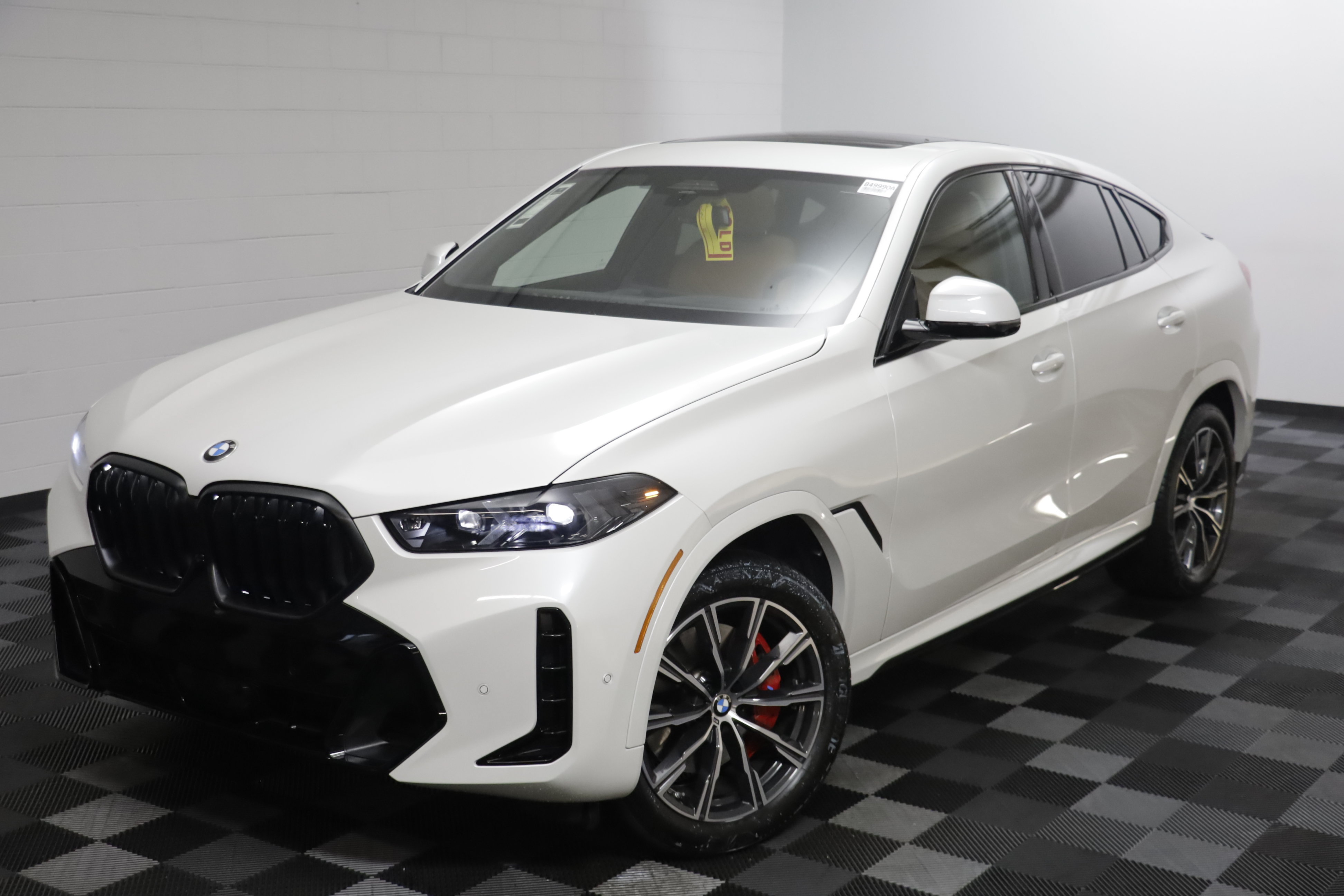 Used 2026 BMW X6 xDrive40i AWD/4WD image 2