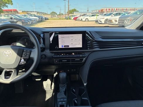 Used 2025 Toyota Camry LE FWD image 14