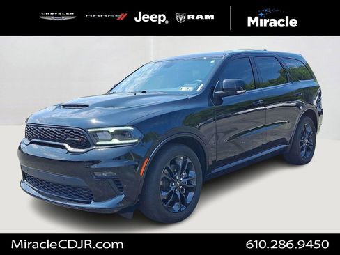 Certified 2022 Dodge Durango R/T w/ Blacktop Package image 3