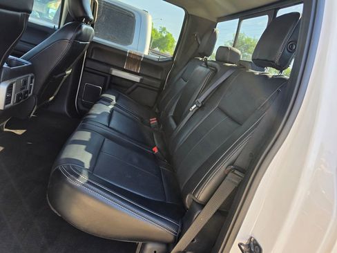 Used 2018 Ford F150 Lariat w/ Equipment Group 502A Luxury AWD/4WD image 7
