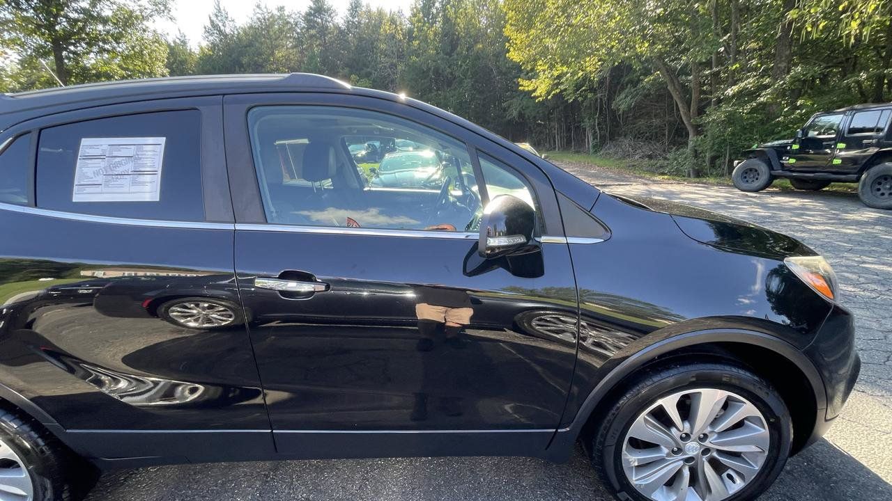 Used 2019 Buick Encore Essence AWD/4WD image 11