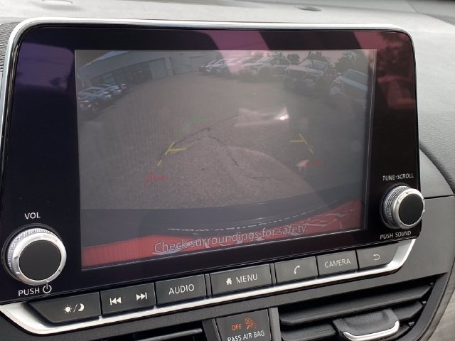 Used 2025 Nissan Altima 2.5 SV FWD image 20