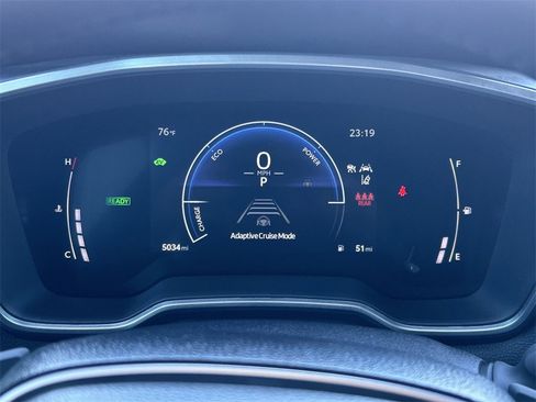 Used 2025 Toyota Corolla Cross AWD Hybrid image 34