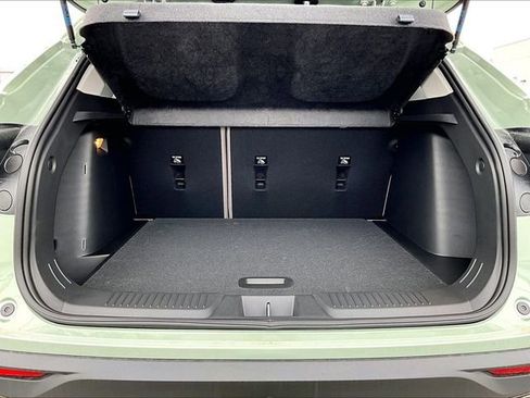 New 2026 Chevrolet Trax ACTIV w/ Sunroof Package FWD image 15
