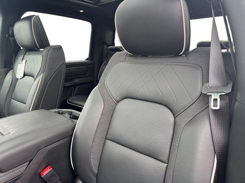 Certified 2026 RAM 1500 Limited AWD/4WD image 17