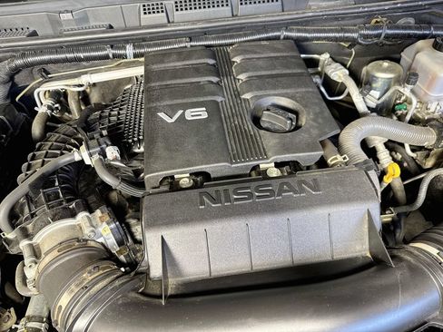 Used 2022 Nissan Frontier SV RWD image 38