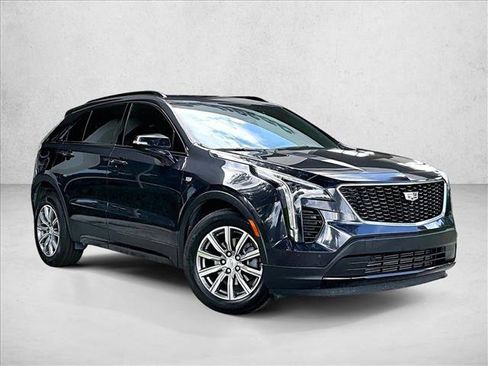 Used 2022 Cadillac XT4 Sport w/ Comfort Package AWD/4WD image 12