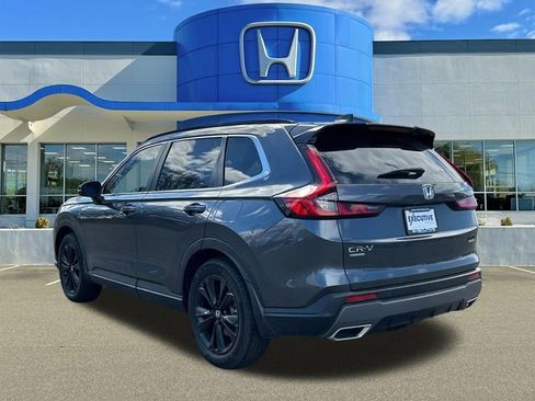 Used 2025 Honda CR-V Sport Touring image 4