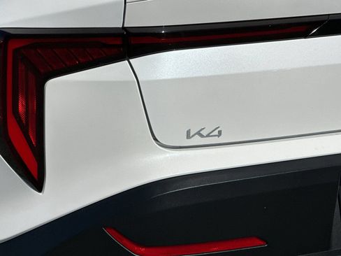 Used 2025 Kia K4 FWD image 24