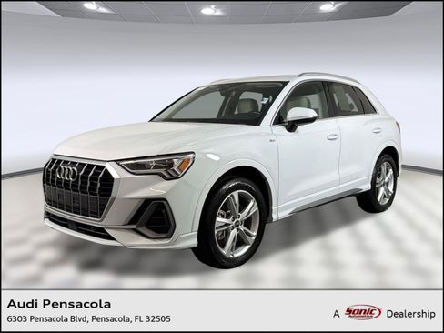 Used 2023 Audi Q3 2.0T Premium w/ Convenience Package AWD/4WD image 1