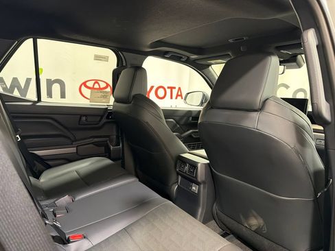 New 2026 Toyota 4Runner TRD Sport Premium AWD/4WD image 15