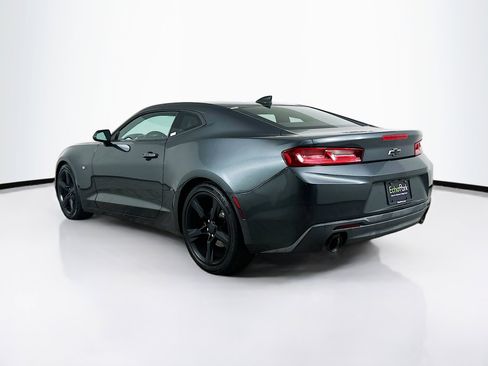 Used 2017 Chevrolet Camaro LT RWD image 5