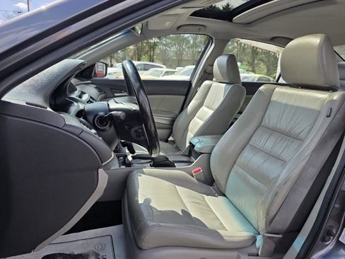Used 2010 Honda Accord EX-L image 16