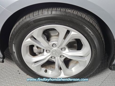 Certified 2025 Honda Accord LX image 9