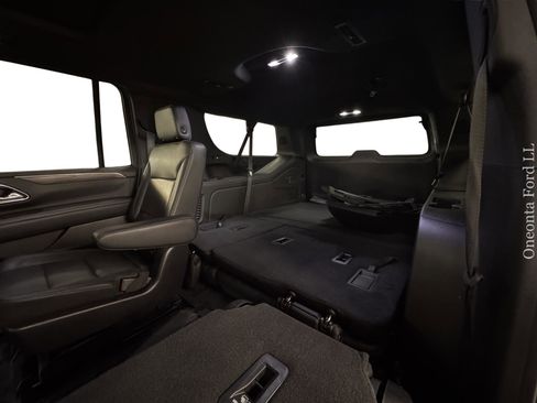 Used 2021 Chevrolet Suburban Z71 AWD/4WD image 13