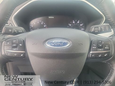 Used 2020 Ford Escape SEL AWD/4WD image 11