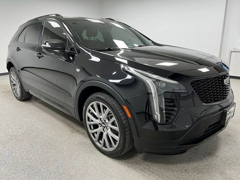 Used 2020 Cadillac XT4 Sport AWD/4WD image 2