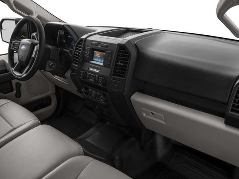 Used 2017 Ford F150 XL w/ Equipment Group 101A Mid AWD/4WD image 18