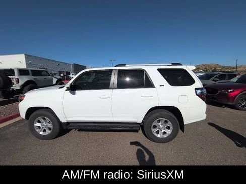 Used 2024 Toyota 4Runner SR5 Premium w/ Moonroof Package AWD/4WD image 10
