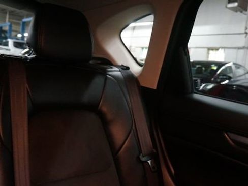 Used 2019 MAZDA CX-5 Touring image 59