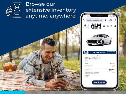 Used 2023 Hyundai Venue SEL image 18