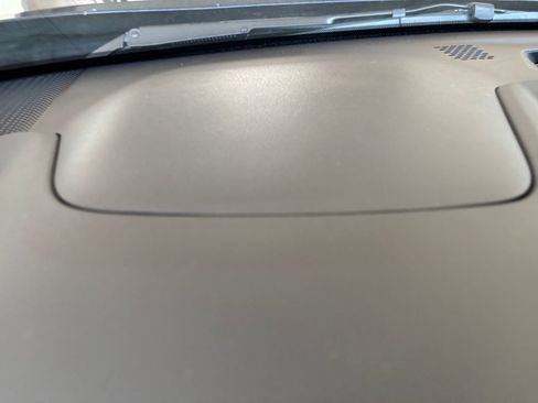Used 2025 Nissan Rogue SV FWD image 36