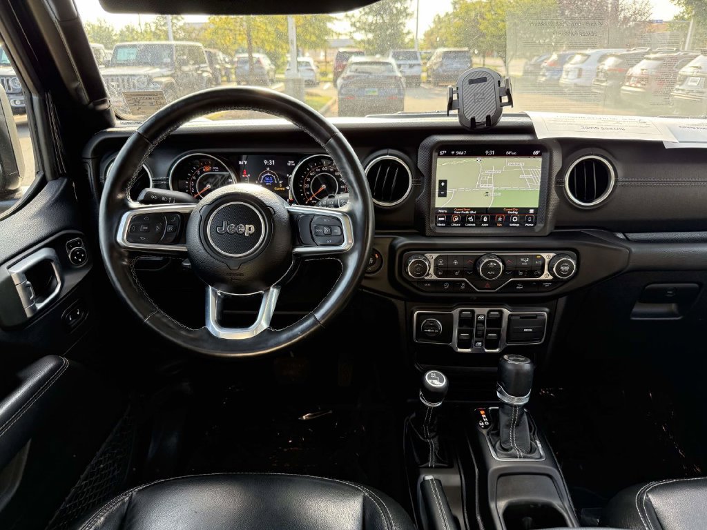 Used 2021 Jeep Wrangler Unlimited Sahara AWD/4WD image 18