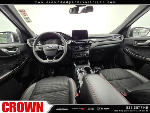 Used 2025 Ford Escape ST-Line FWD image 16