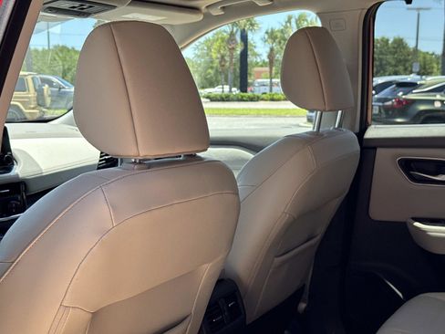 Used 2021 Nissan Rogue SL w/ Premium Package FWD image 19