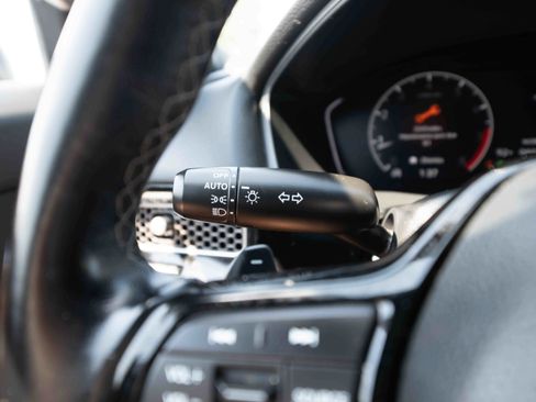 Used 2023 Honda Civic Sport image 13
