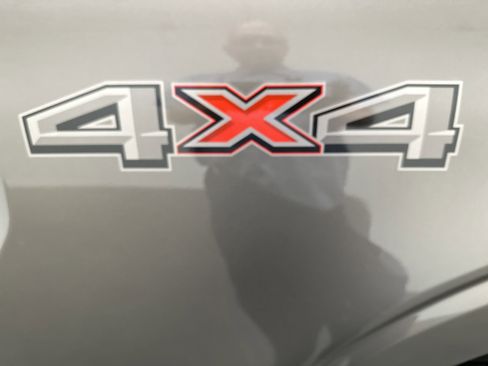 Used 2022 Ford F150 XLT w/ Trailer Tow Package image 15