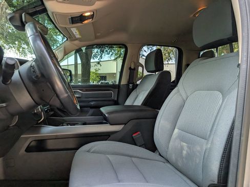 Used 2020 RAM 1500 Big Horn AWD/4WD image 18