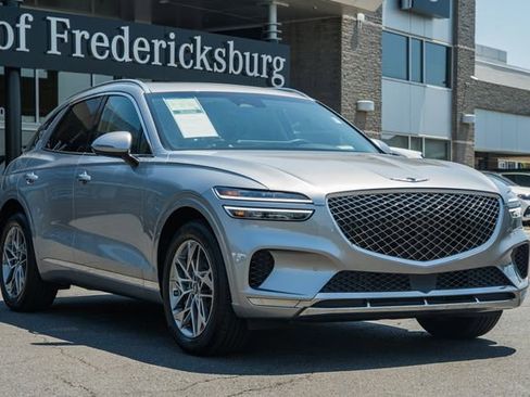 Used 2024 Genesis GV70 2.5T w/ Advanced Package AWD/4WD image 1
