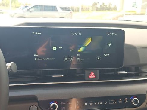 New 2026 Kia Carnival EX FWD image 12
