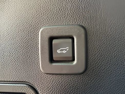 Used 2017 Ford Expedition EL Limited RWD image 23