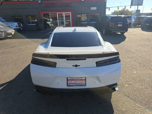 Used 2016 Chevrolet Camaro SS RWD image 25