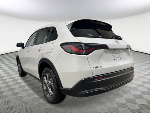 New 2027 Honda HR-V LX image 4