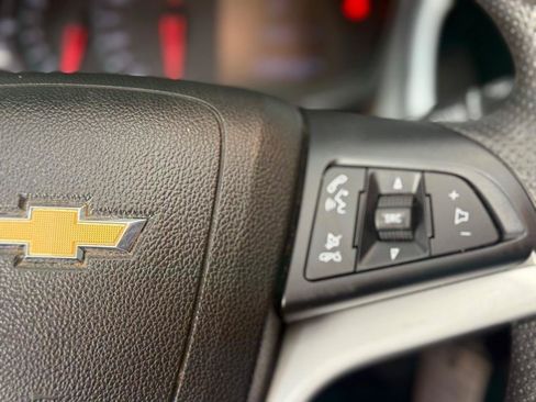 Used 2017 Chevrolet Sonic LT FWD image 22