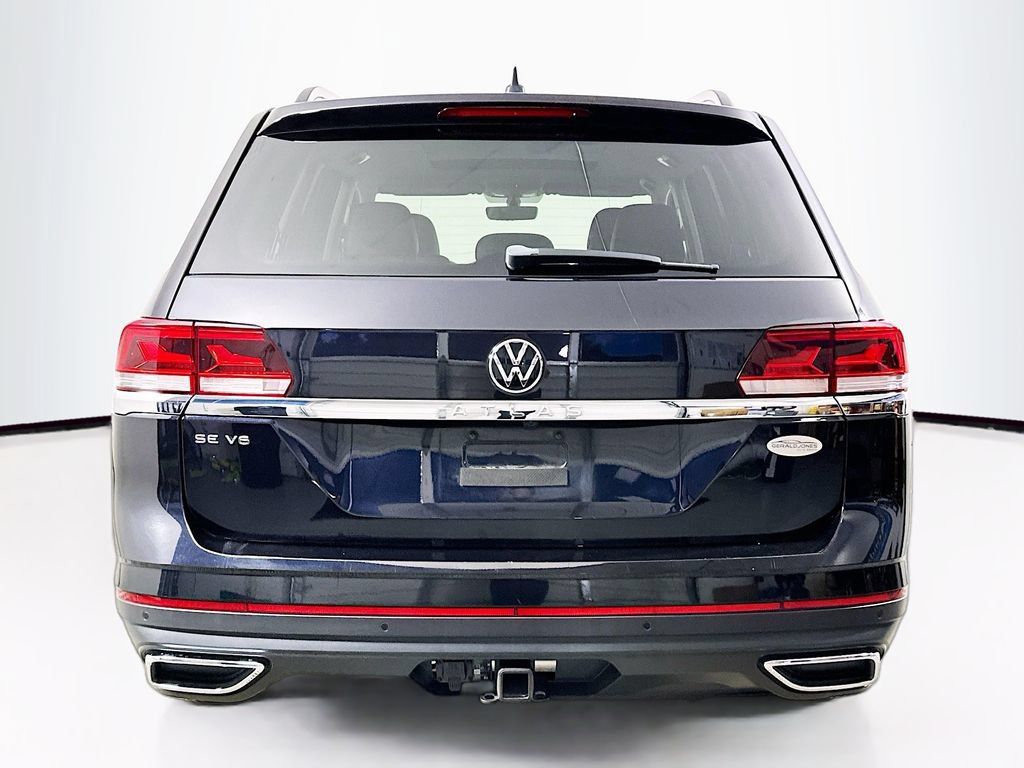 Used 2023 Volkswagen Atlas SE w/ Panoramic Sunroof Package FWD image 16