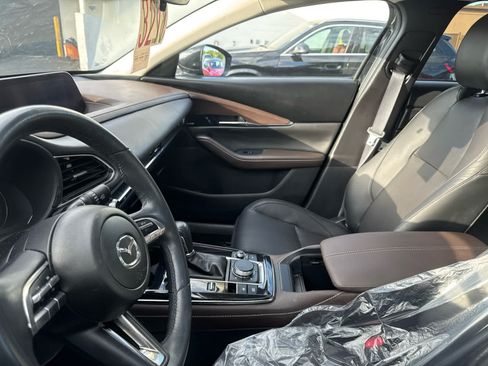 Used 2021 MAZDA CX-30 FWD 2.5 S w/ Premium Package image 22