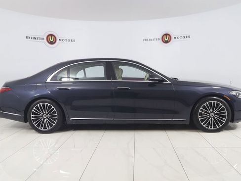 Used 2021 Mercedes-Benz S 580 4MATIC Sedan image 2