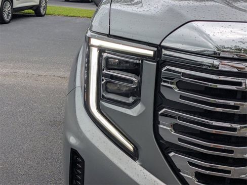 New 2025 GMC Sierra 1500 Denali image 10