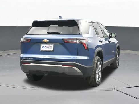 Used 2026 Chevrolet Equinox LT AWD/4WD image 12